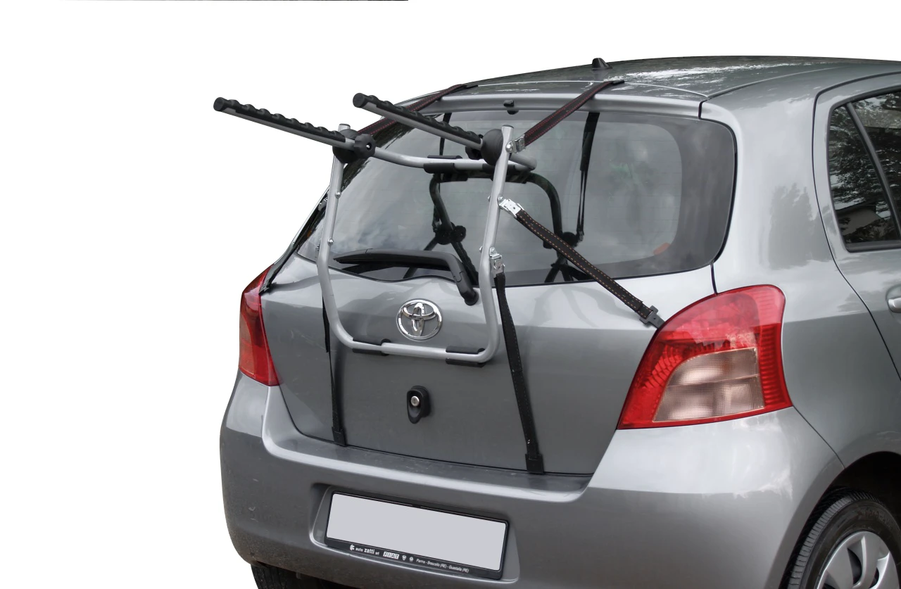 3. Suport biciclete Menabo Biki pentru 3 biciclete cu prindere pe haion/portbagaj