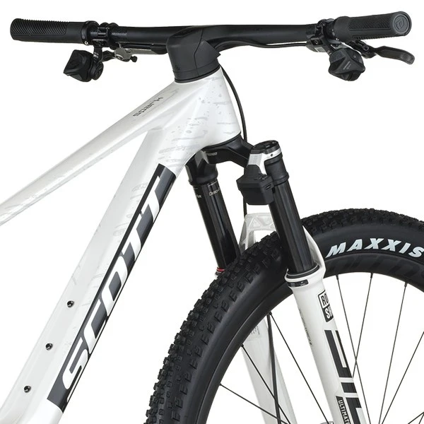 8. BICICLETA MTB FULL SUSPENTION SCOTT SPARK RC WORLD CUP EVO model 2026