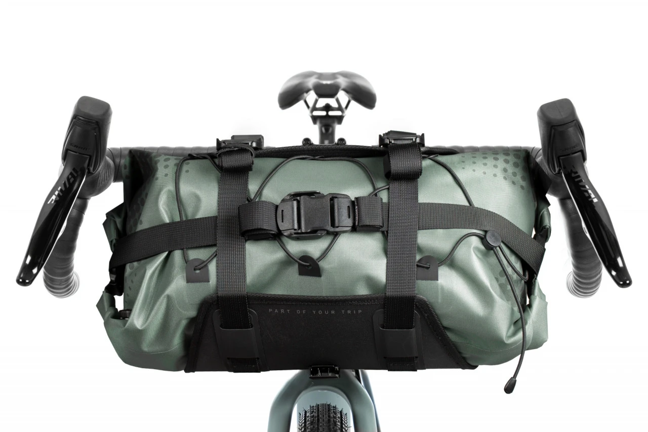 3. GEANTA ACID HANDLEBAR BAG PACK PRO 15 Negru/Verde
