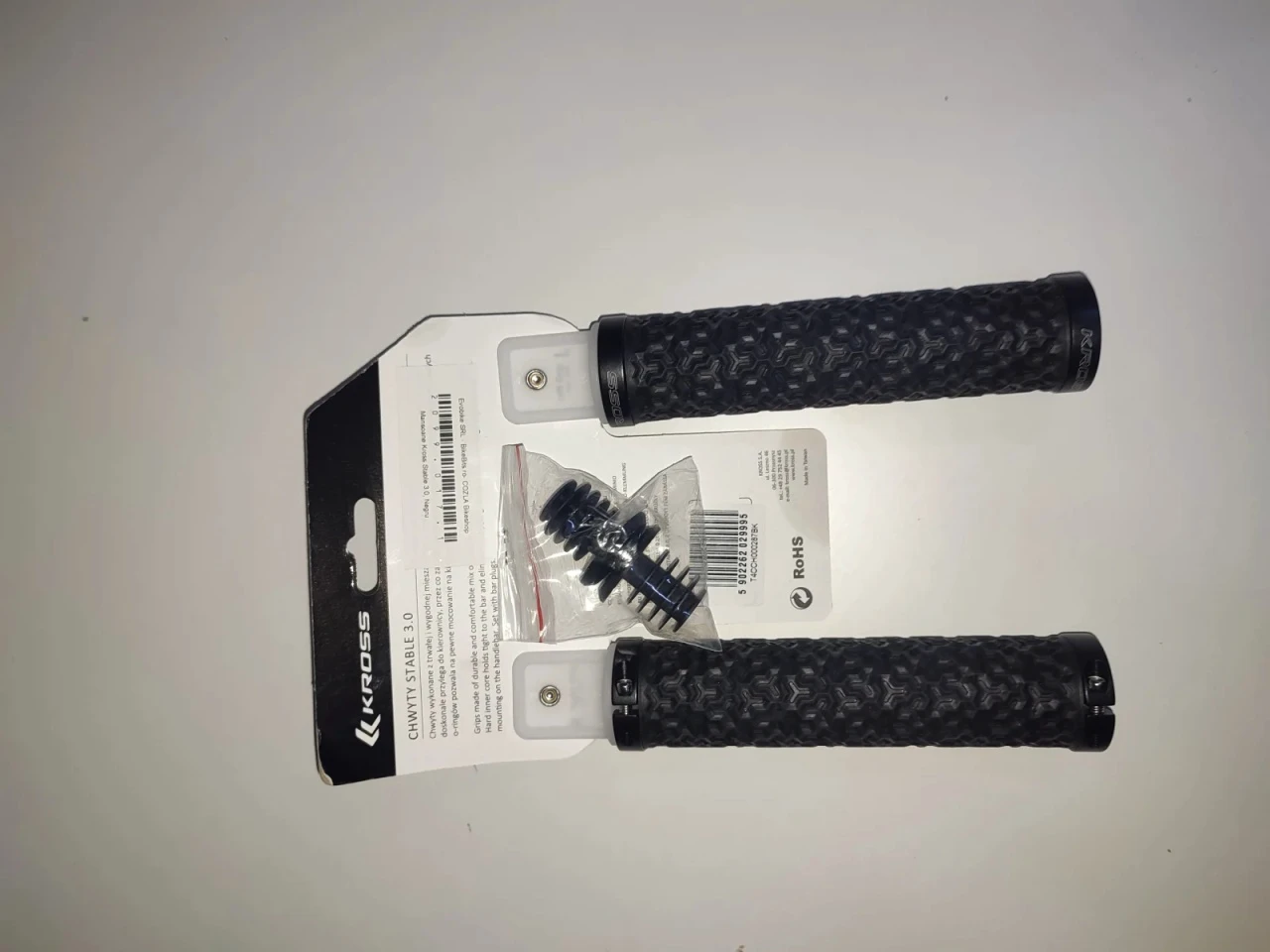 3. Mansoane pentru ghidon de bicicleta KROSS Stable 3.0 Negru