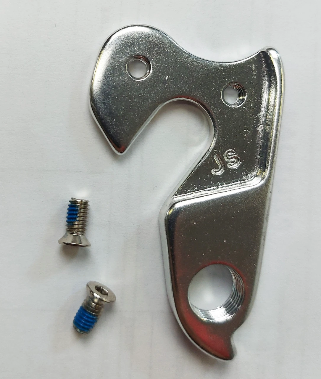 1. Ureche cadru Sprint Maverick HA097