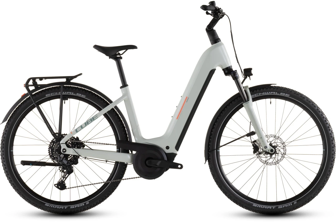 1. BICICLETA ELECTRICA CUBE NURIDE HYBRID PERFORMANCE 600 EASY ENTRY DESERTSTONE GREY