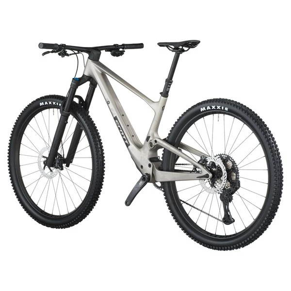 3. BICICLETA MTB FULL SUSPENTION SCOTT SPARK 910 model 2026