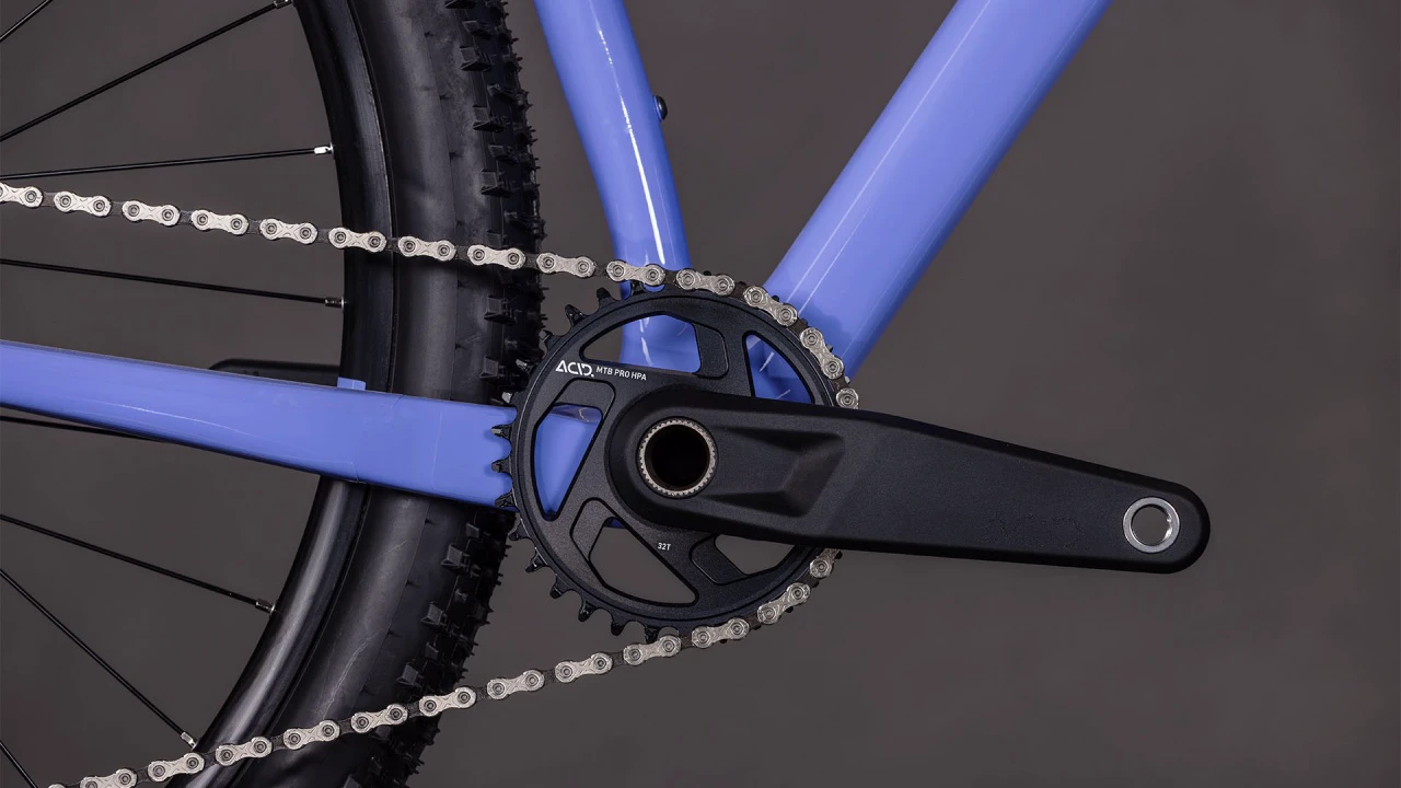 9. BICICLETA MTB Hardtail CUBE REACTION C:62 ONE LUCIDLILAC BLACK