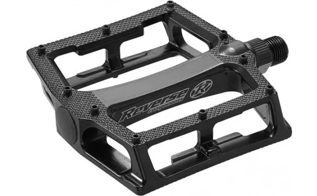 1. Pedale Reverse Super Shape-3-D negre