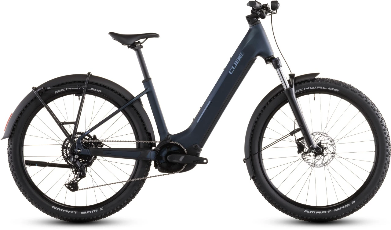 1. BICICLETA ELECTRICA CUBE REACTION HYBRID PERFORMANCE 600 FE EASY ENTRY INDIGOBLUE REFLEX