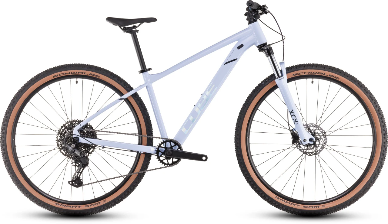 1. Bicicleta MTB Hardtail CUBE Aim SLX blueblossom´n´pearl