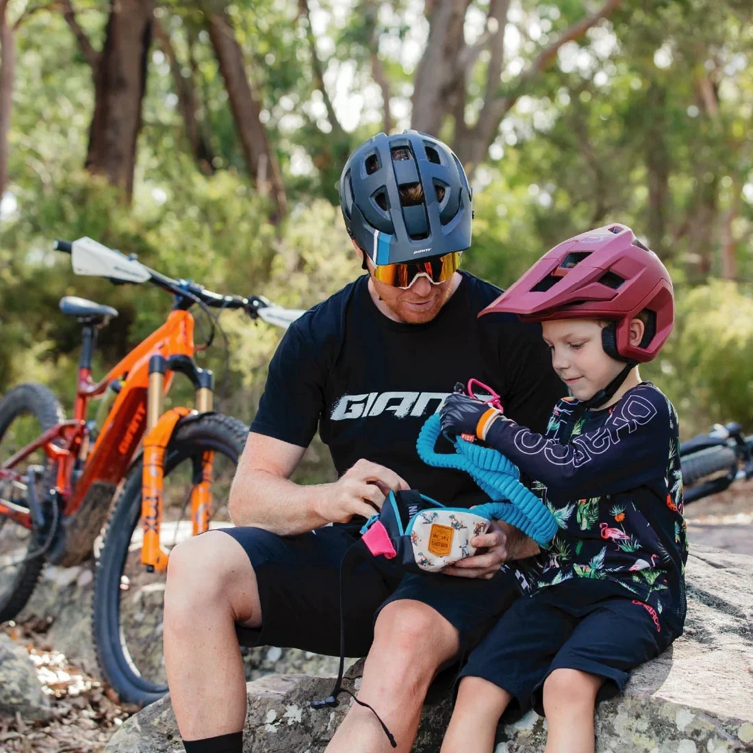 7. Coarda pentru tractare biciclete Kids Ride SHOTGUN cu geanta