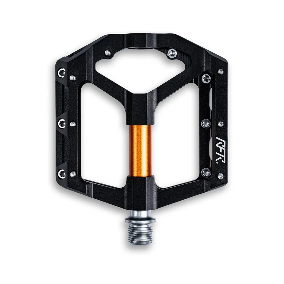 1. Pedale cu platforma CUBE RFR FLAT SLT 2.0 black´n´orange