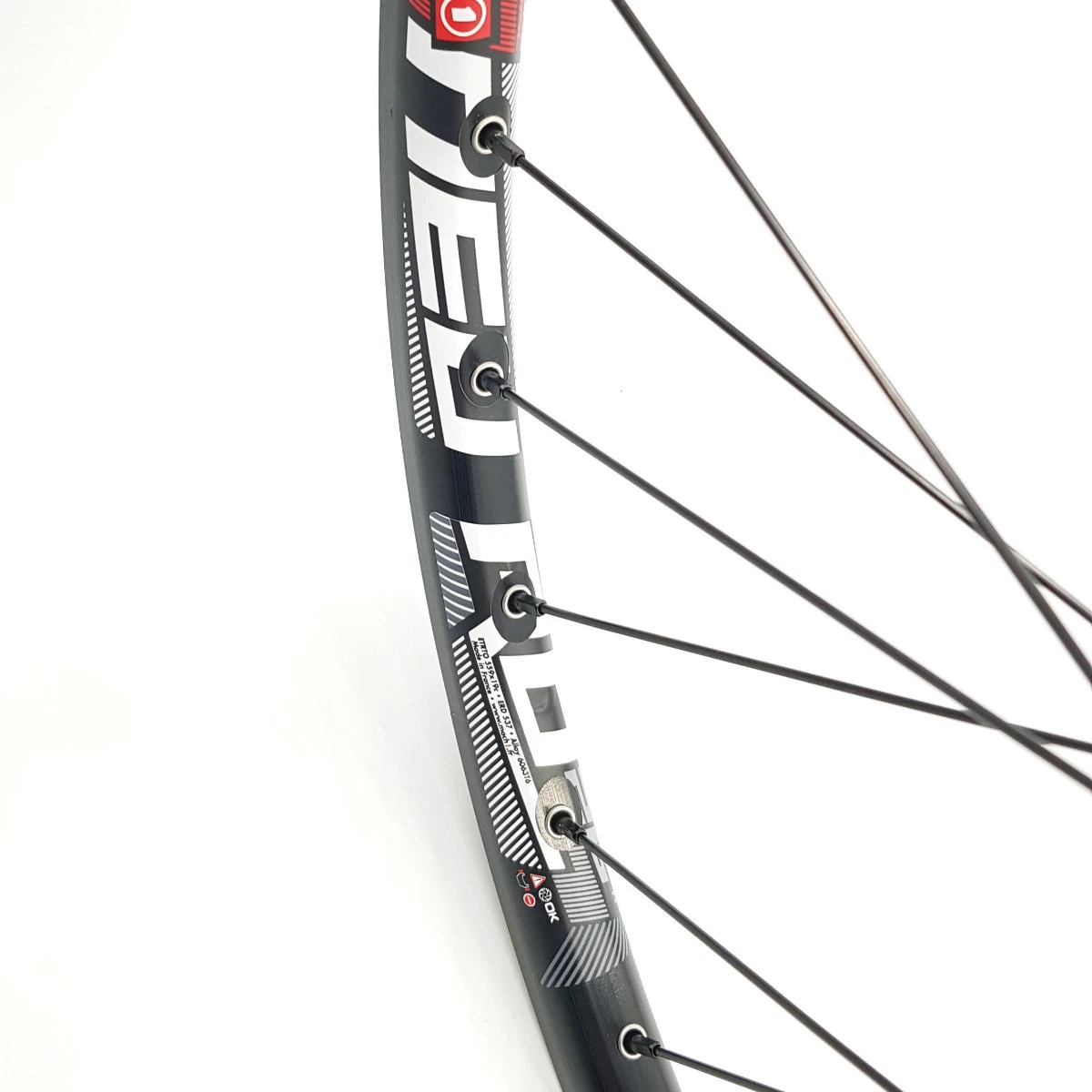 3. Roata Spate 29"(622) x 32H NEURO DISC- 2R