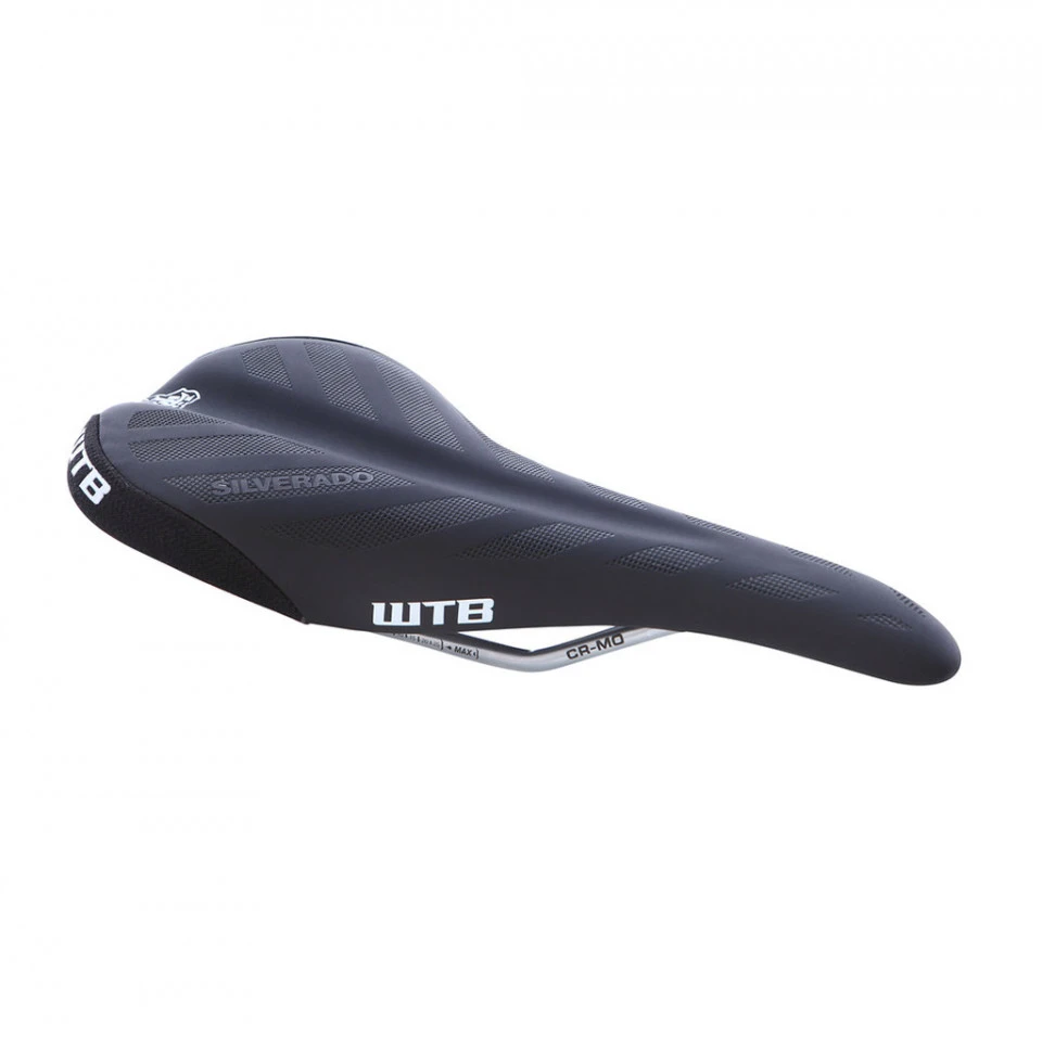 1. Sa Silverado PRO neagra