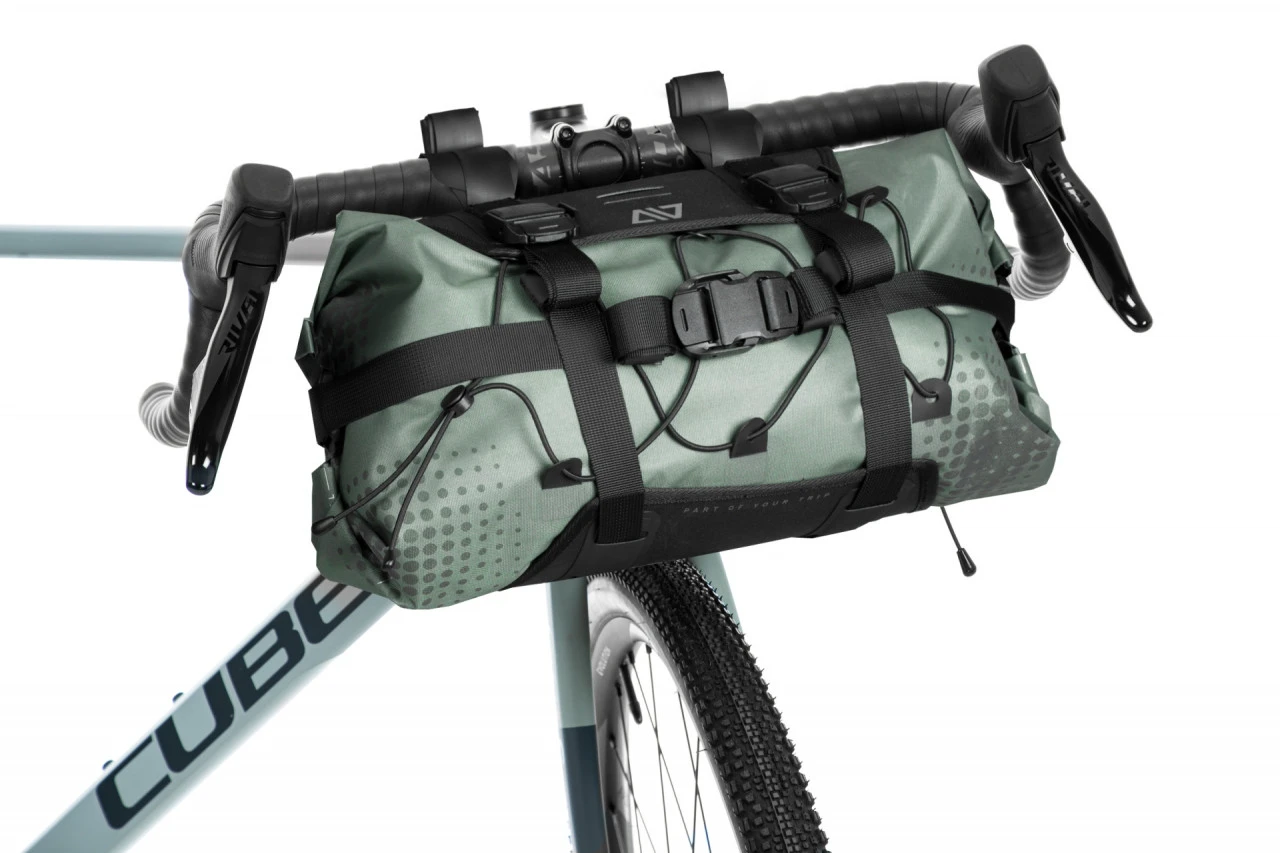 3. GEANTA ACID HANDLEBAR BAG PACK PRO 9 Negru-Verde