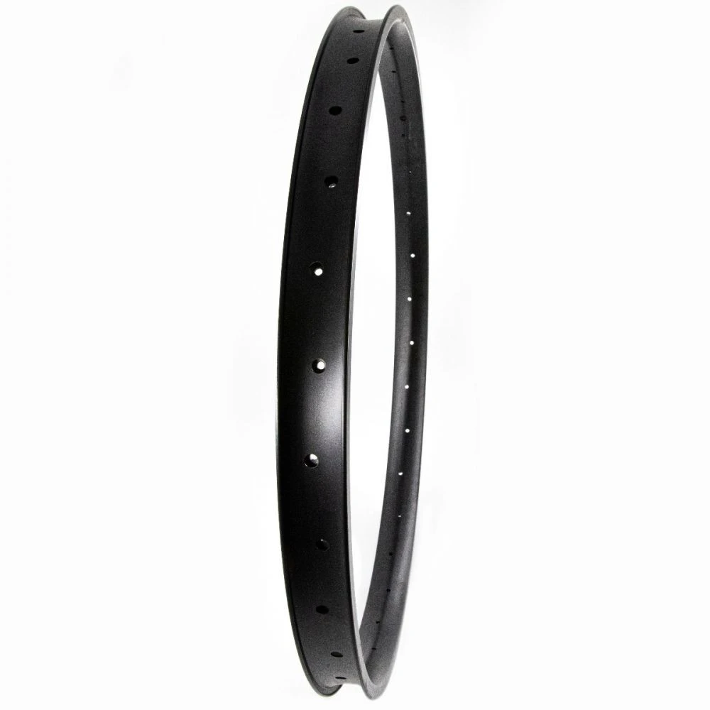 4. Roata Spate 27,5"(584x35) - 32H-Boost SXT 148x12 - 35 mm
