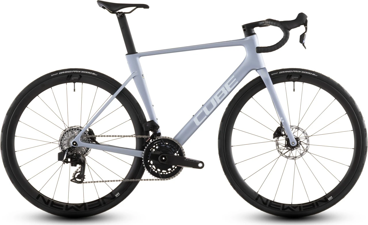 1. BICICLETA CUBE LITENING AIR C:68X PRO SKYSCRAPER WHITE