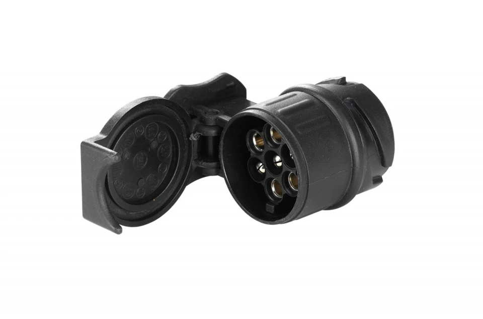 1. ADAPTOR THULE 9907 13 PINI PE MASINA LA 7 PINI PE SUPORT