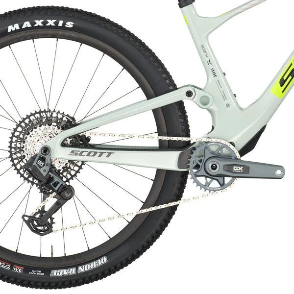 7. BICICLETA MTB FULL SUSPENTION SCOTT SPARK RC TEAM ISSUE model 2026