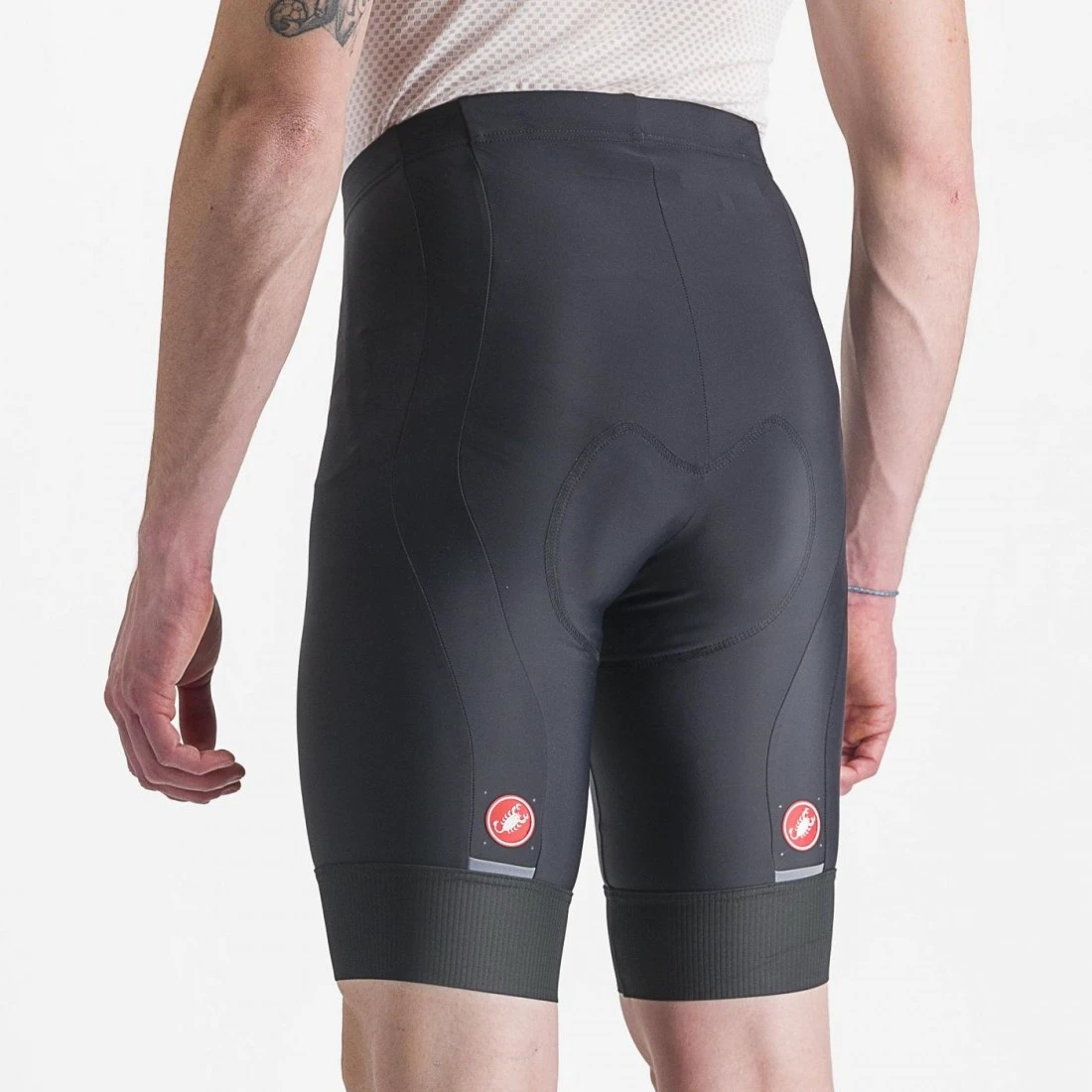 3. Pantaloni scurti Castelli Entrata 2, pentru barbati, negru, S