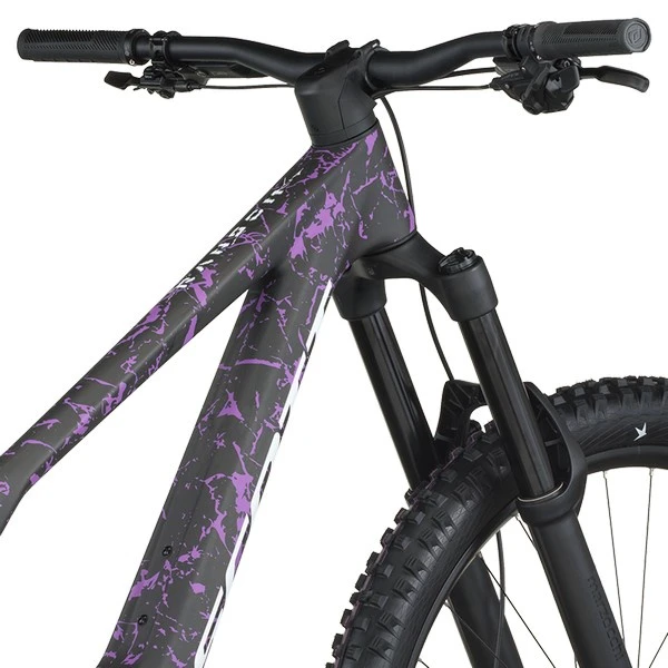8. BICICLETA FULL SUSPENTION CARBON SCOTT RANSOM 920 model 2026