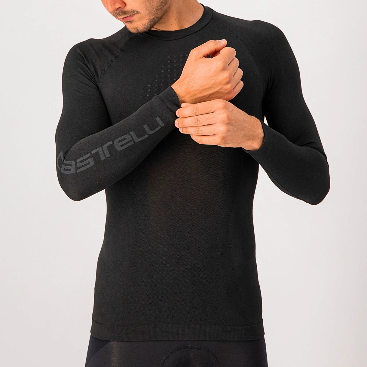 4. Bluza de corp cu maneca lunga Castelli Seamless Base Layer LS Negru