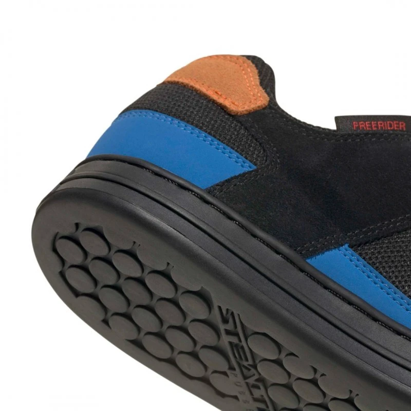 4. PANTOFI pentru Bicicleta FIVETEN FREERIDER CORE BLACK BLUE