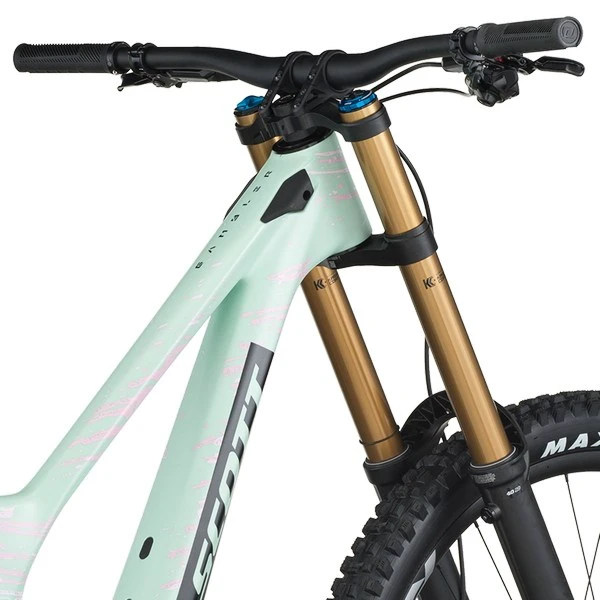 8. BICICLETA MTB FULL SUSPENTION SCOTT GAMBLER RC model 2026