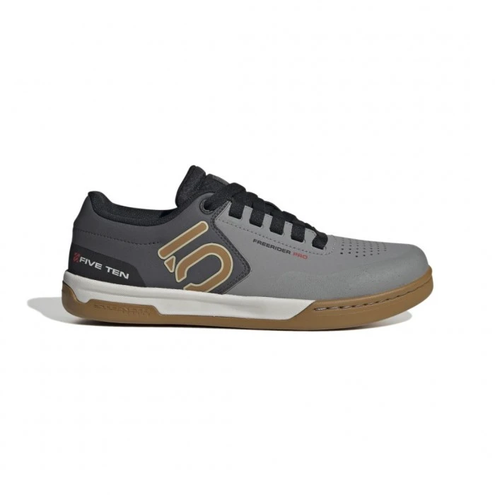 1. Pantofi Mountain Bike FiveTen Freerider Grey Three / Bronze Strata / Core Black