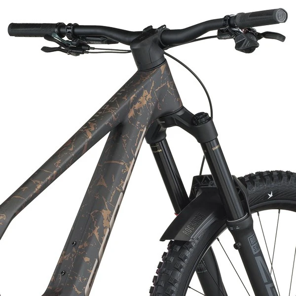 8. BICICLETA FULL SUSPENTION CARBON SCOTT RANSOM 910 model 2026