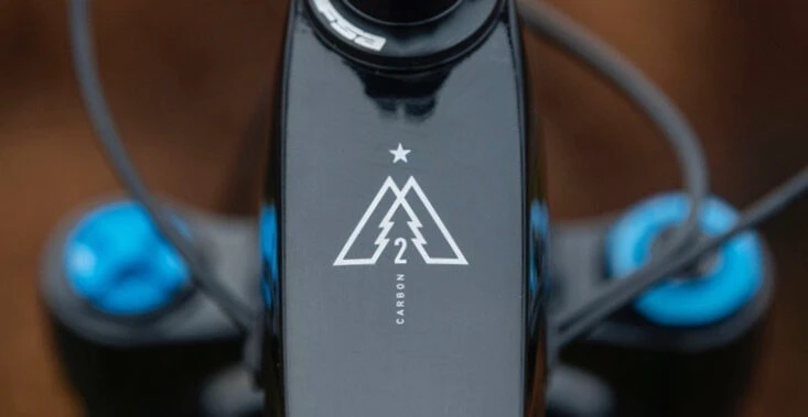 6. BICICLETA FULL SUSPENTION MARIN Alpine Trail Carbon 2