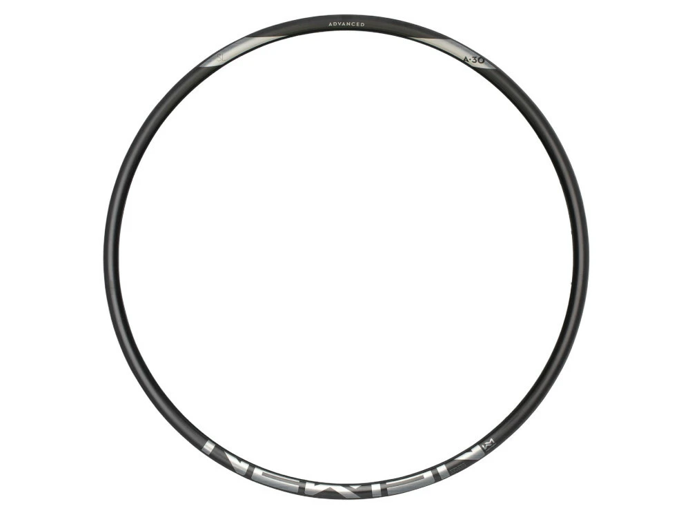 1. JANTA NEWMEN ADVANCED SL A.30 32H 27.5inch