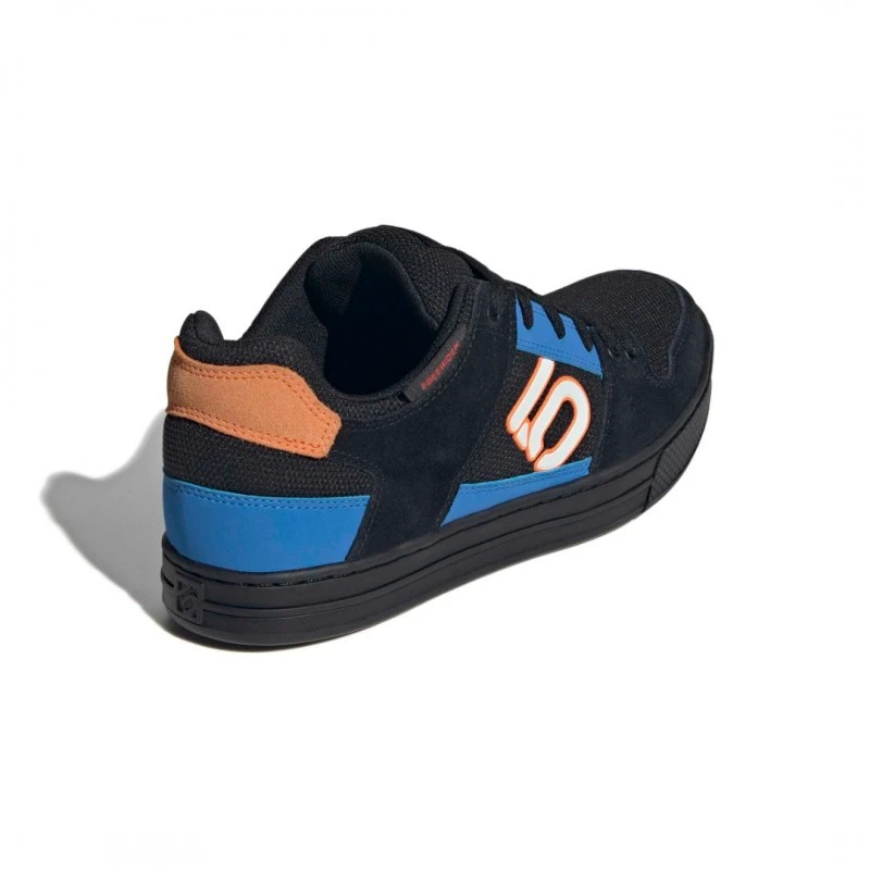 8. PANTOFI pentru Bicicleta FIVETEN FREERIDER CORE BLACK BLUE