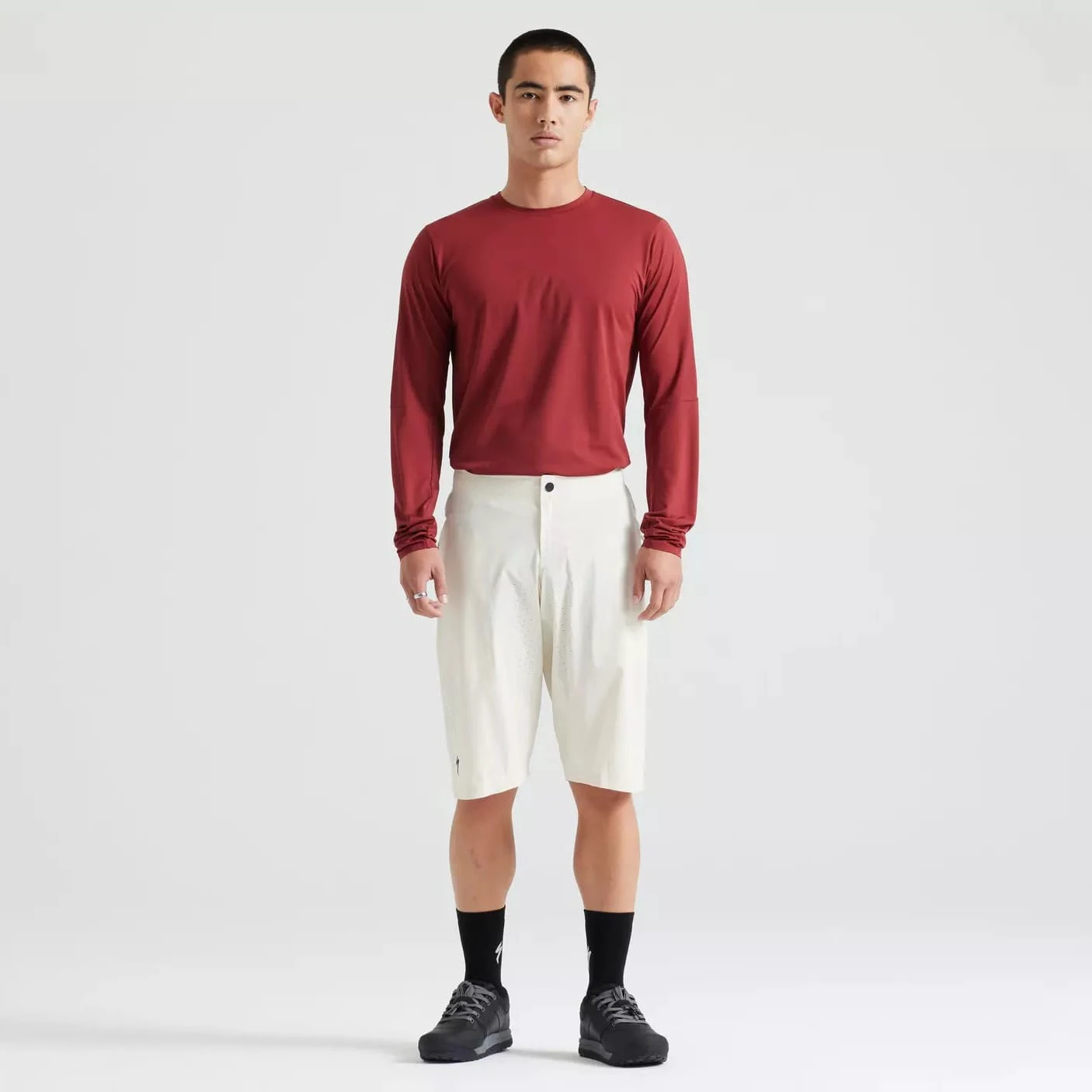 1. Pantaloni Scurti Ciclism SPECIALIZED Men's Gravity Training - Birch White 30