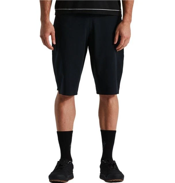 1. Pantaloni Scurti Ciclism SPECIALIZED Men's Trail 3XDry - Black 40