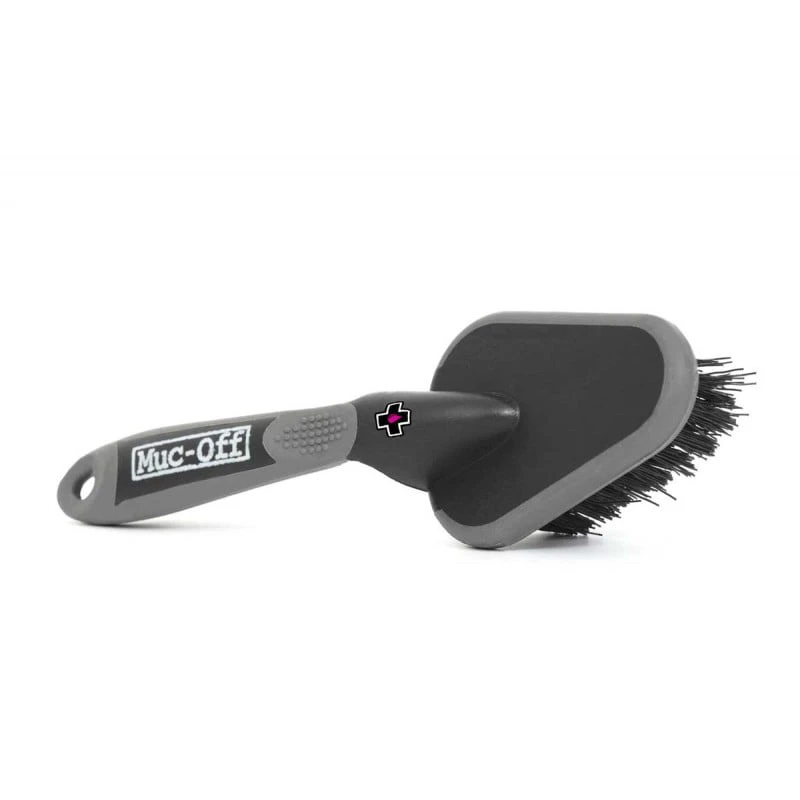 1. Perie MUC-OFF Detailing Brush