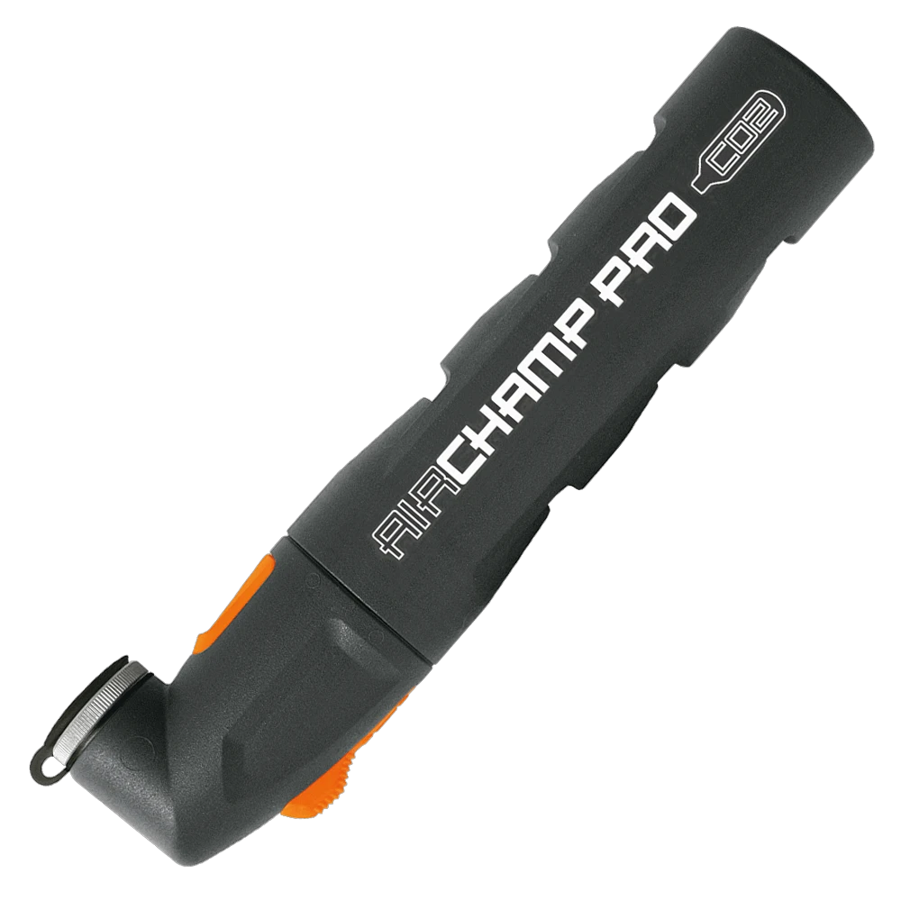 1. Pompa Mini SKS Airchamp Pro + Cartus CO2 16g