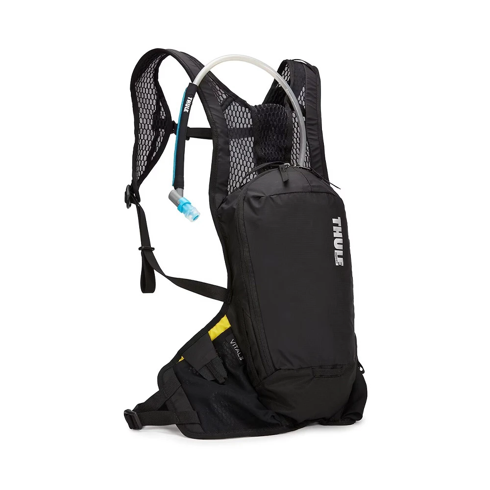 1. Rucsac hidratare THULE Vital 3L - Black
