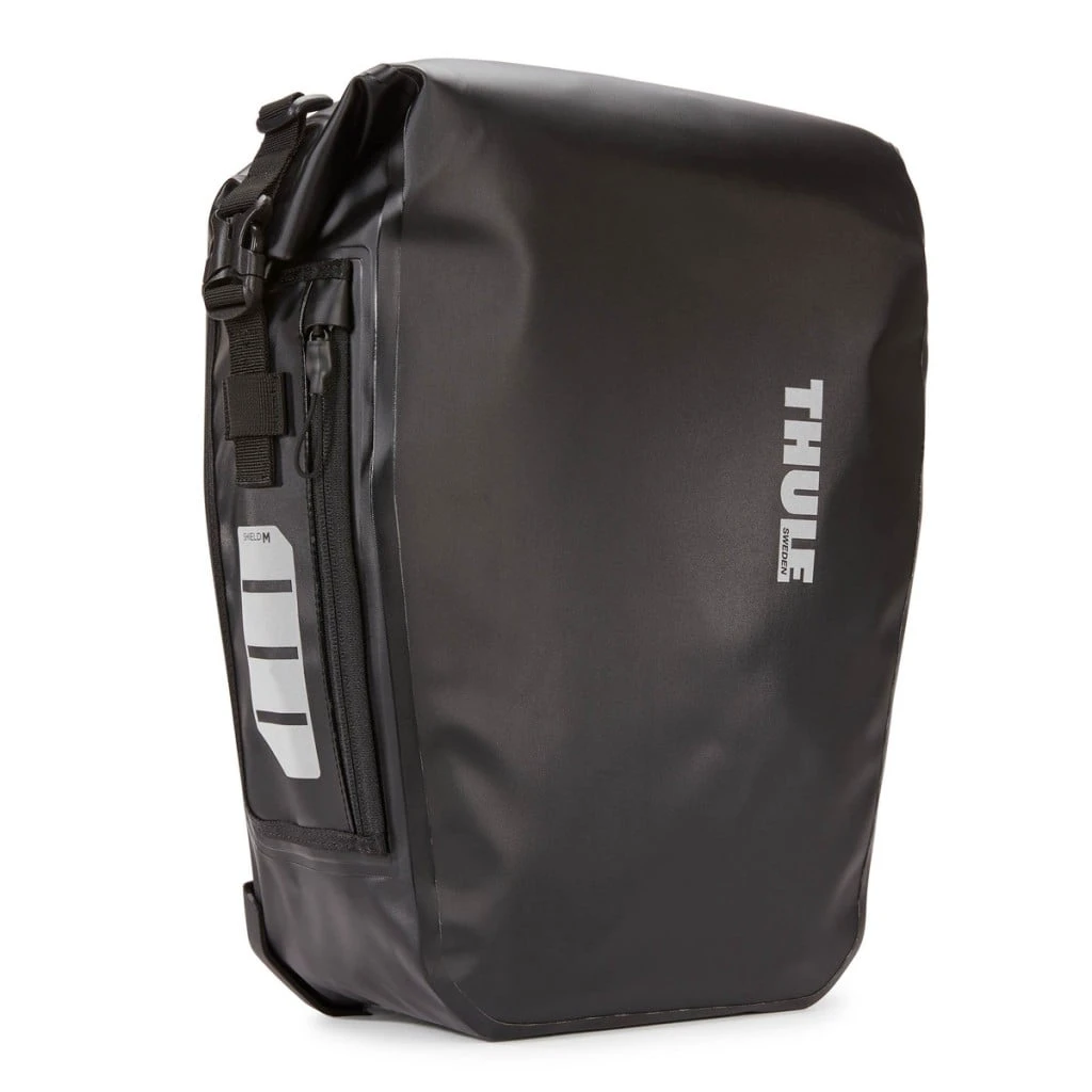 1. Geanta portbagaj THULE Shield Pannier 17L - Black