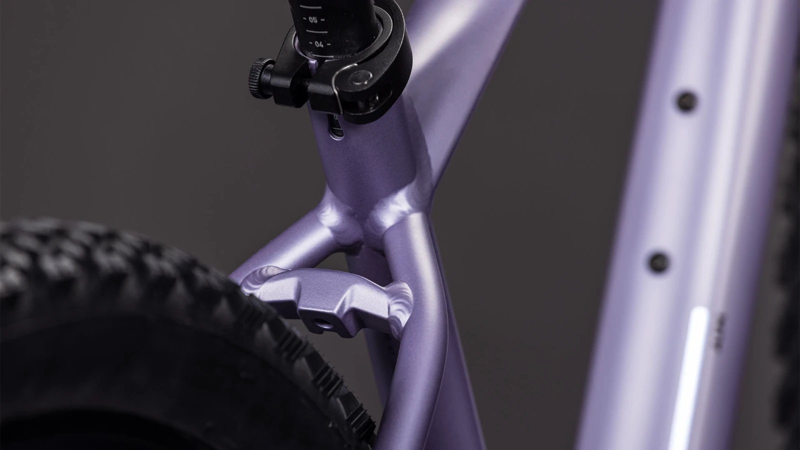 3. Bicicleta Cube Aim ONE lightpurple chrome 2026 cadru S (15 ) - roti 27.5 Violet, 38cm