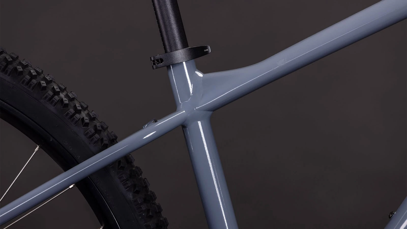 4. Bicicleta Cube Aim ONE smoke black 2026 cadru XS (14 ) - roti 27.5 Gri, 36cm