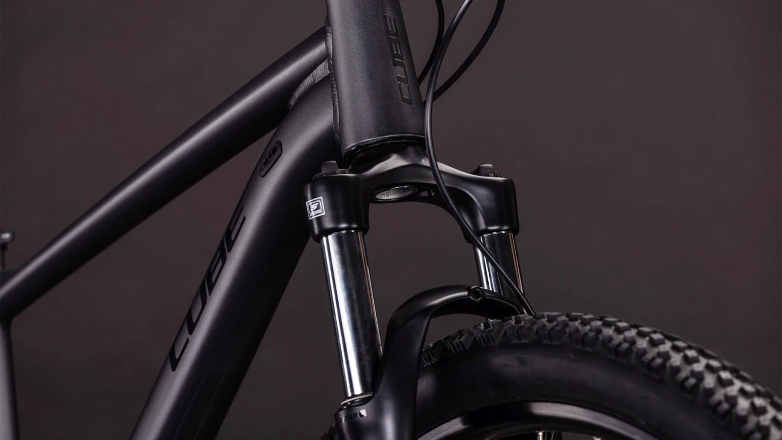 5. Bicicleta Cube Aim PRO 2026, slate black black, cadru M (17 ) - roti 29 Antracit, 43cm
