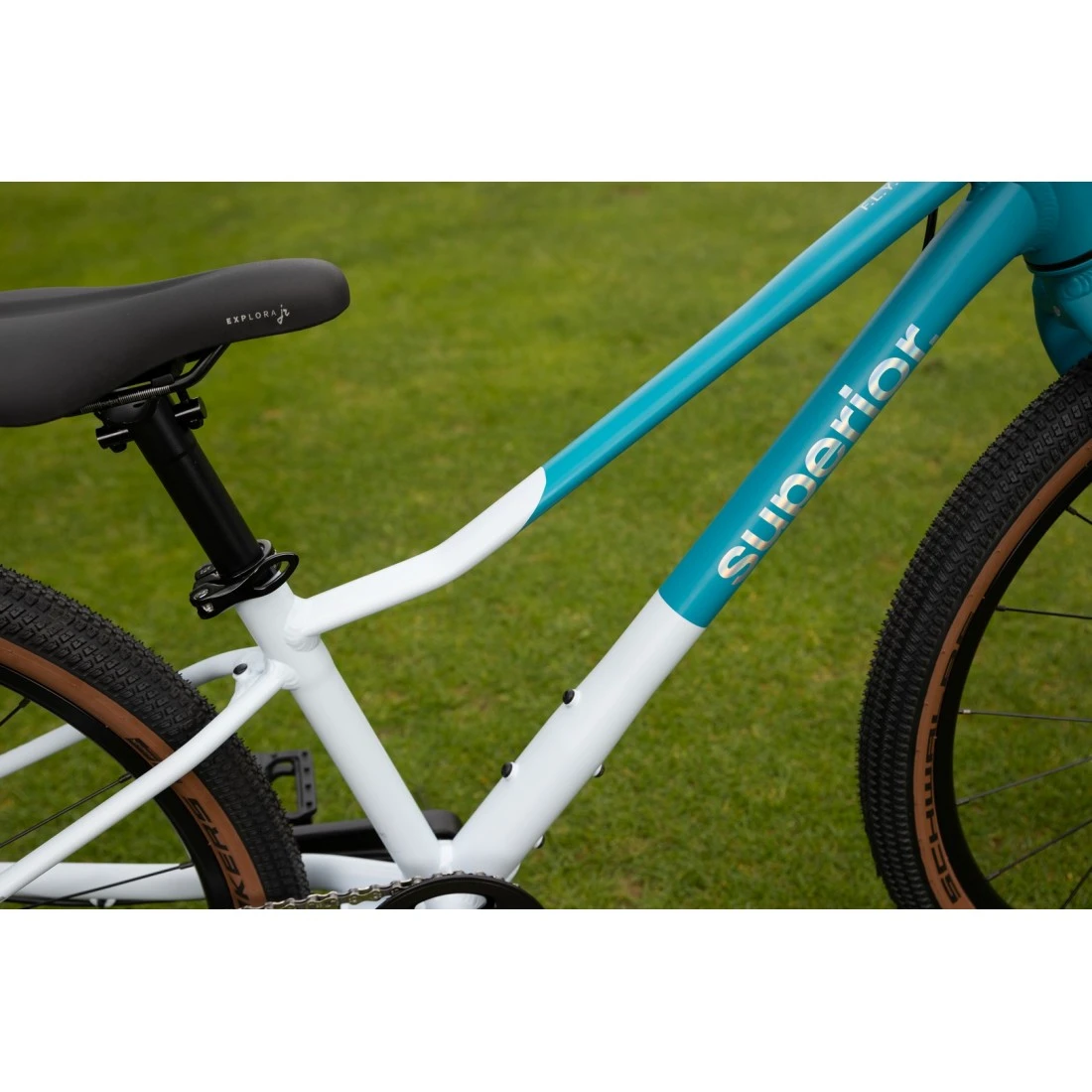 7. Bicicleta Superior F.L.Y. 24 Matte Teal Magenta/Gri