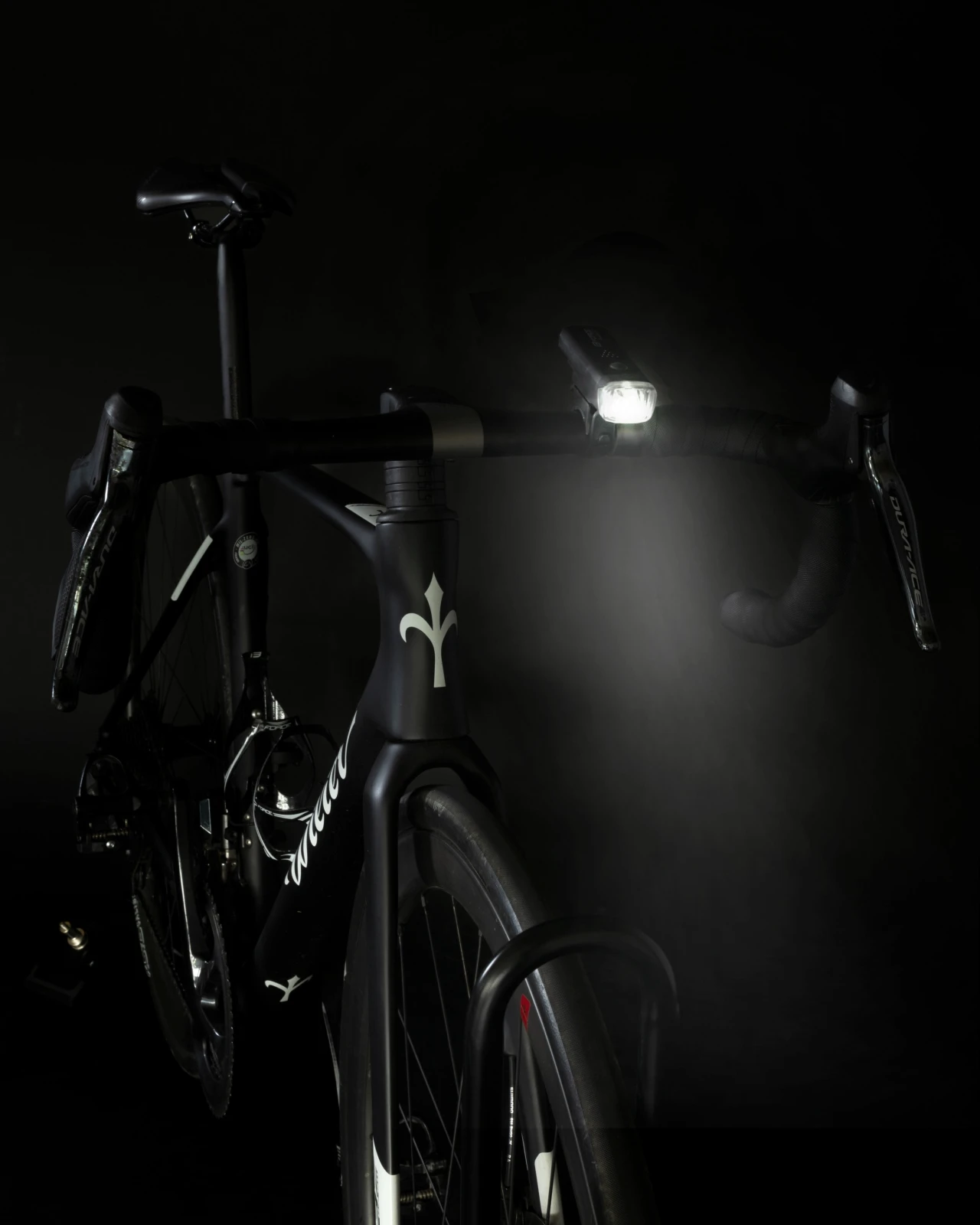 3. Far fata Force Lux 100LM, negru