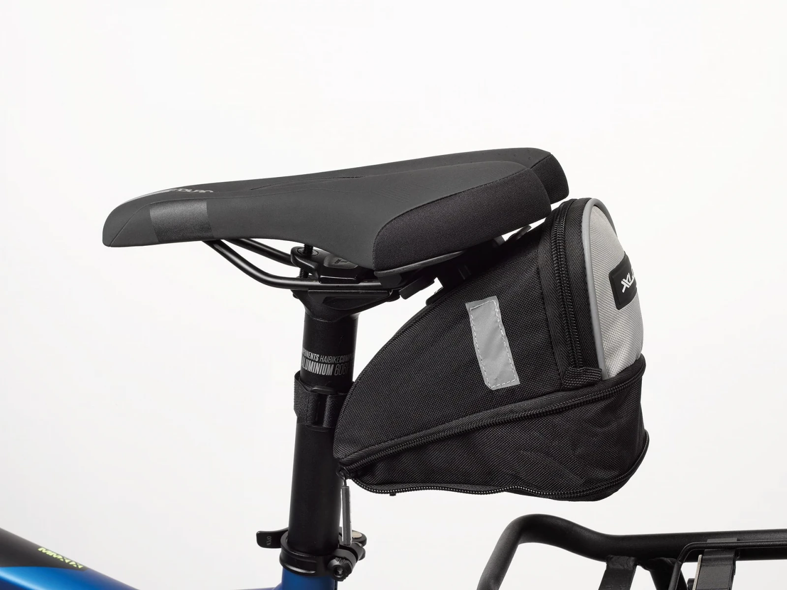 2. Borseta Sa XLC Traveller Ba-S72 negru gri