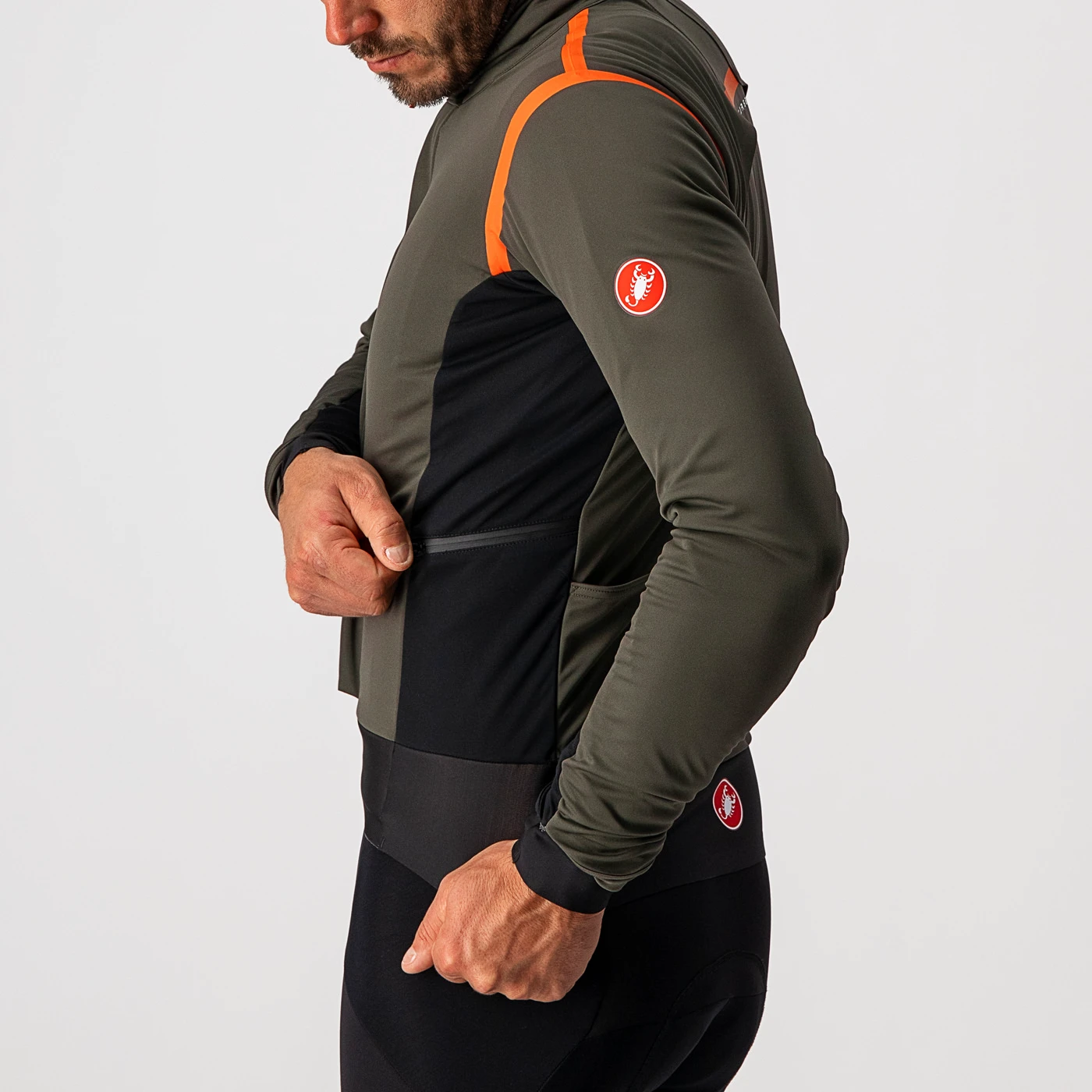 9. Jacheta Castelli Alpha RoS 2, Kaki, M M, Kaki