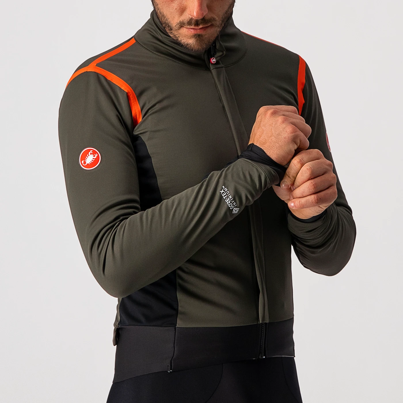 8. Jacheta Castelli Alpha RoS 2, Kaki, M M, Kaki