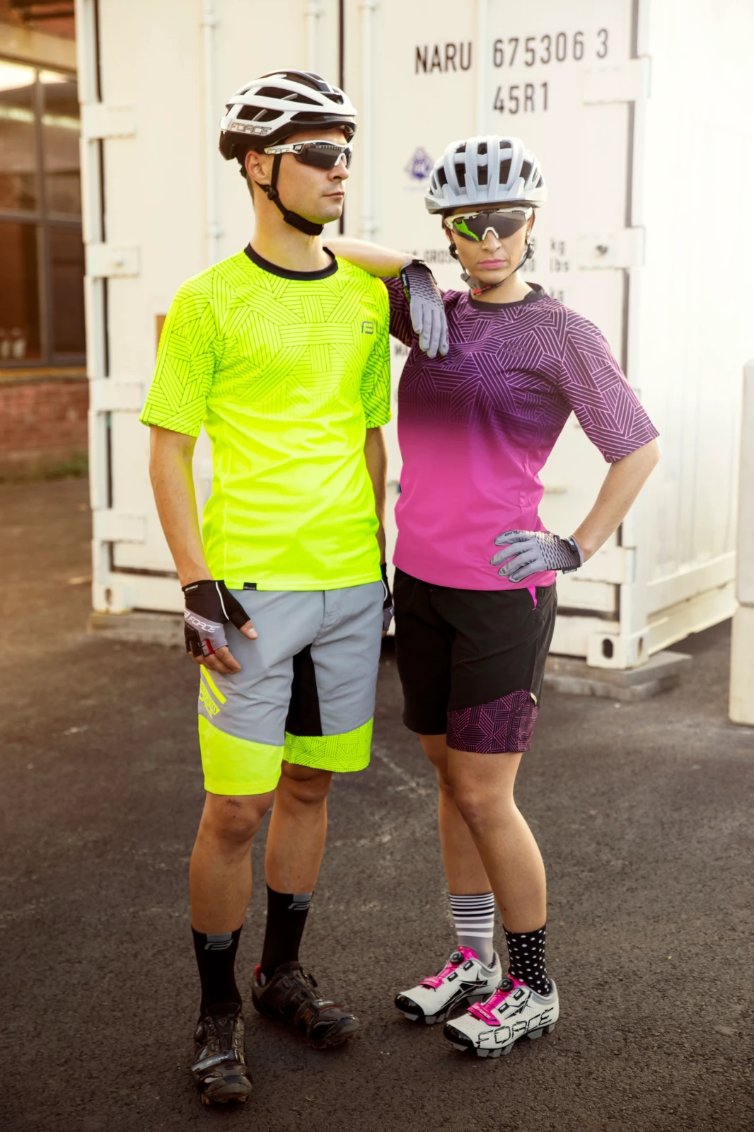 7. Pantaloni scurti Force Storm pana la talie cu bazon, gri fluo S S, Gri/Galben fluo
