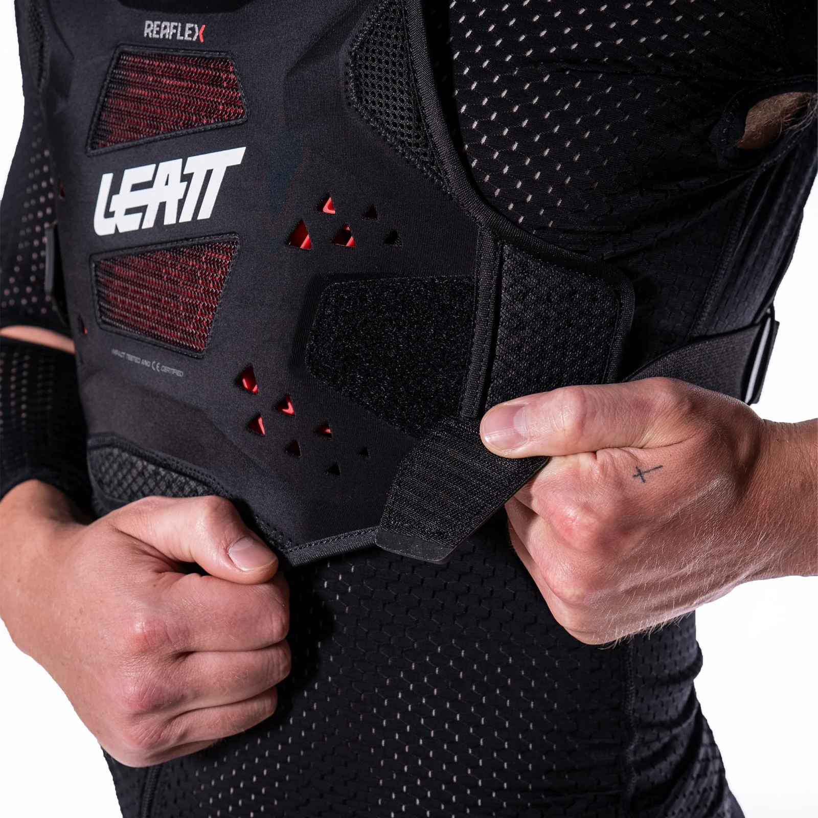 5. Protectie corp Leatt ReaFlex L - 172-178cm L, 172-178cm