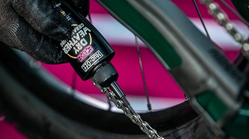 3. Ulei Muc-Off Ebike Dry Weather Ceramic Lube 50Ml