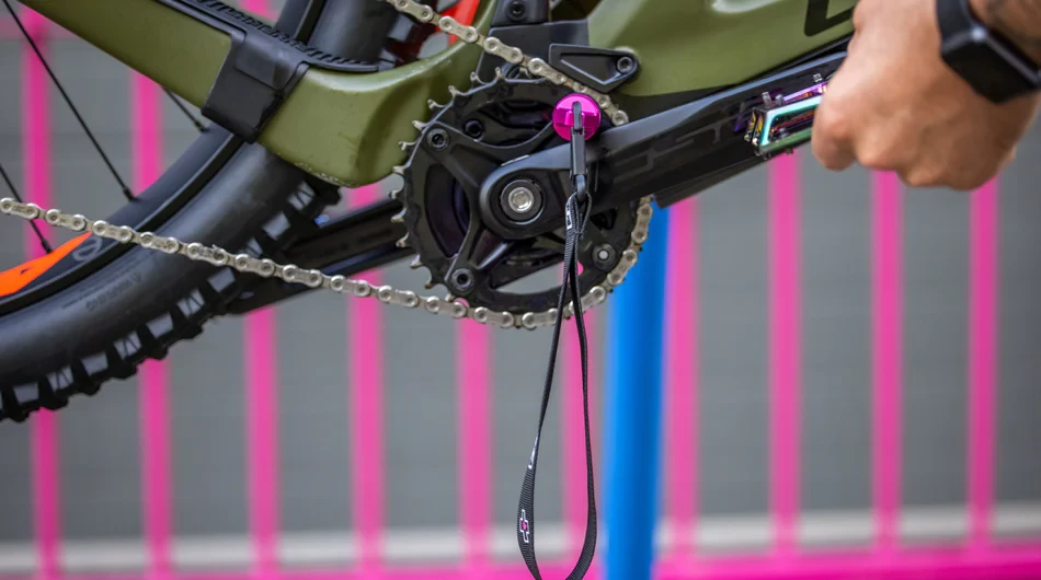 6. Unealta angrenaj Muc-Off eBike Dirvetrain Tool