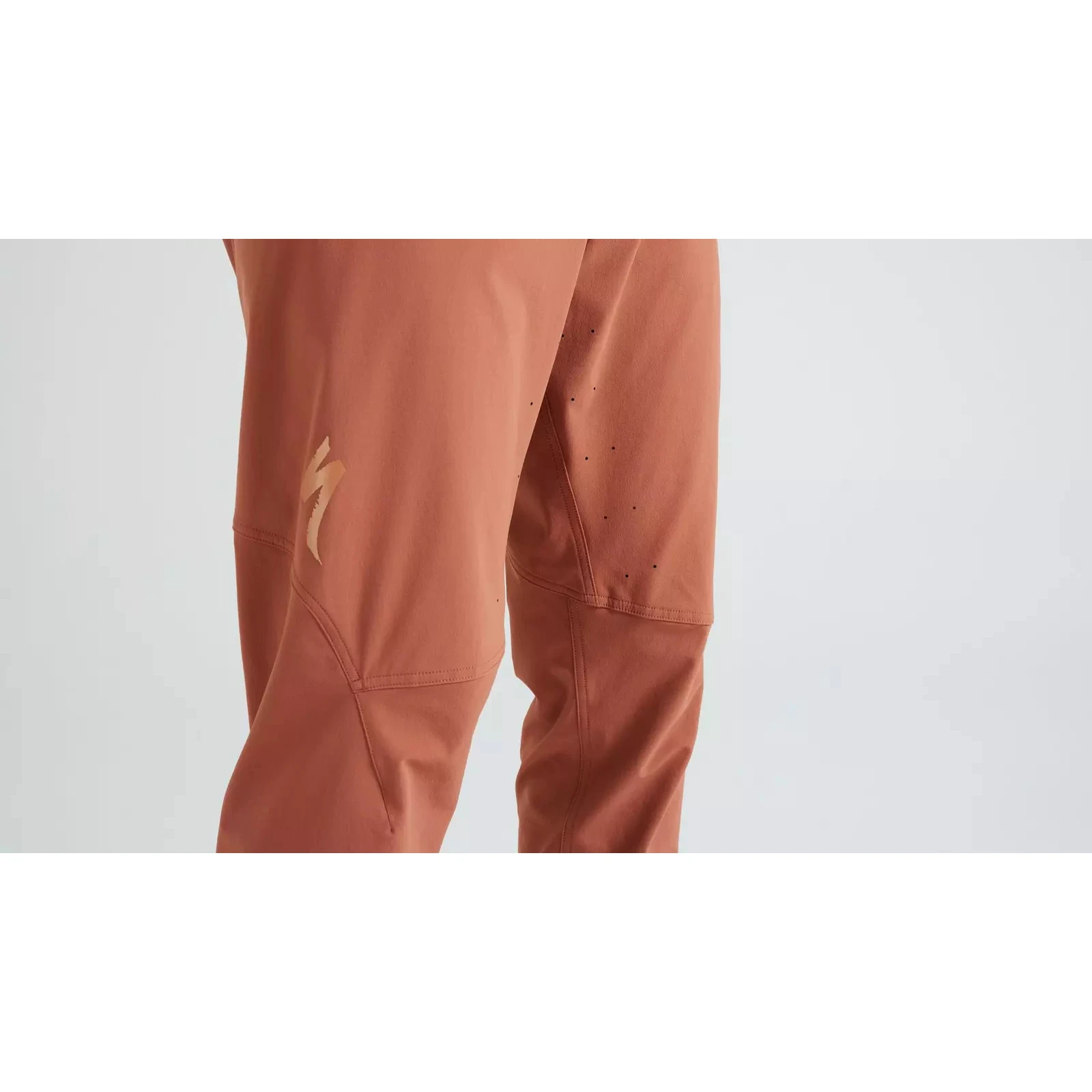 3. Pantaloni Ciclism SPECIALIZED Trail - Terra Cotta 30