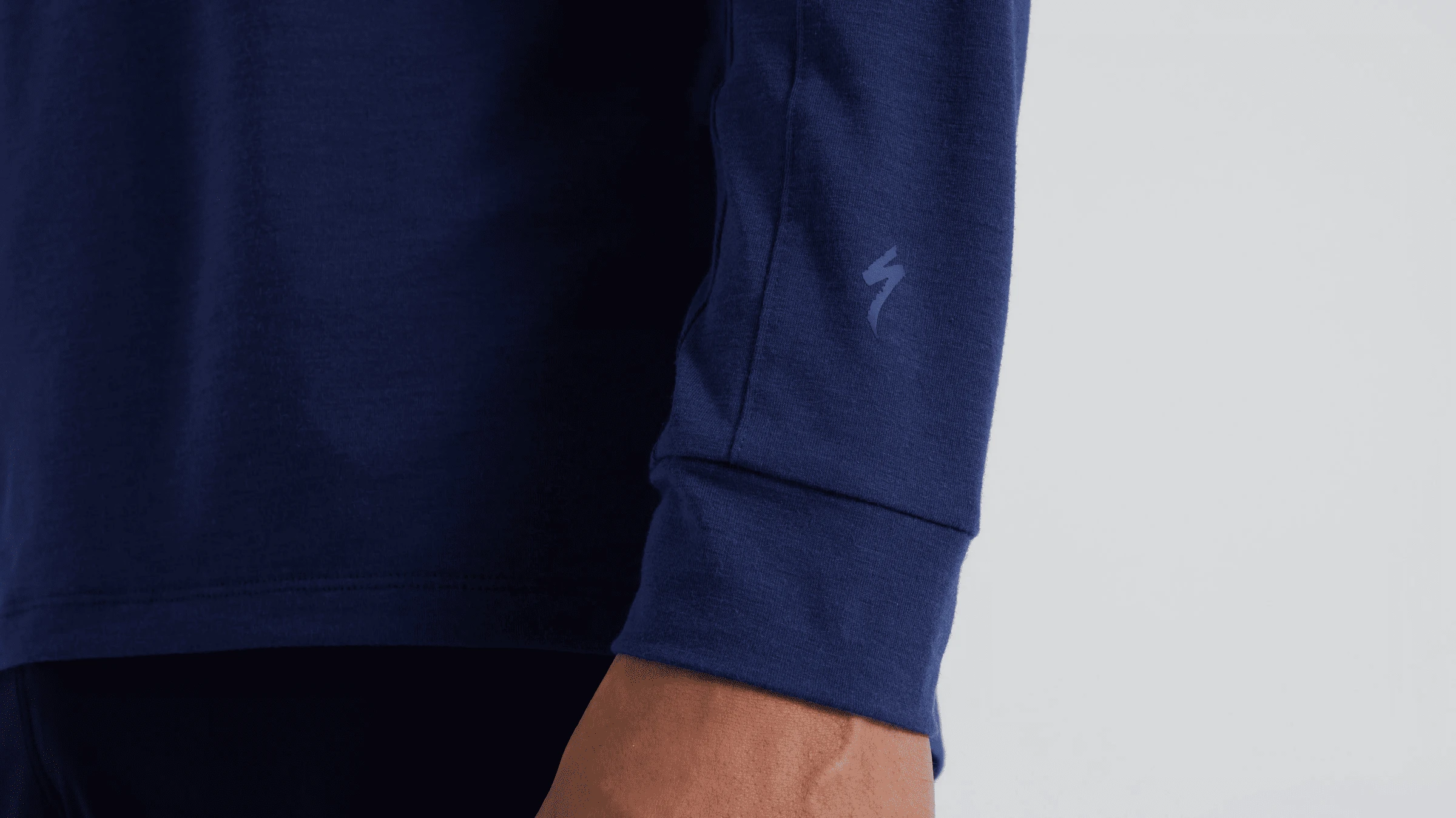 5. Tricou Ciclism SPECIALIZED Men's Trail Air (L/S) - Deep Marine S